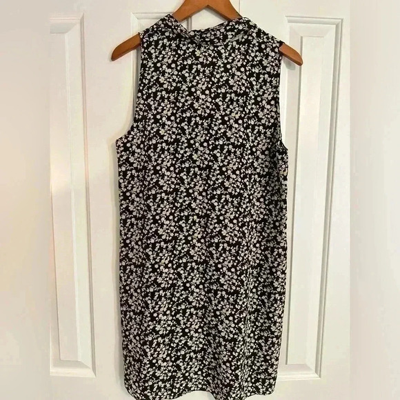 Equipment Femme Sleeveless Black Yellow Floral Print V Neck Silk Dress S - Picture 5 of 11